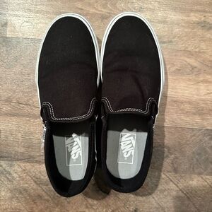 Black Vans Platform Slip-ons